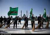 آیین جاروکشی خادمان مسجد مقدس جمکران
