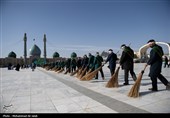 آیین جاروکشی خادمان مسجد مقدس جمکران