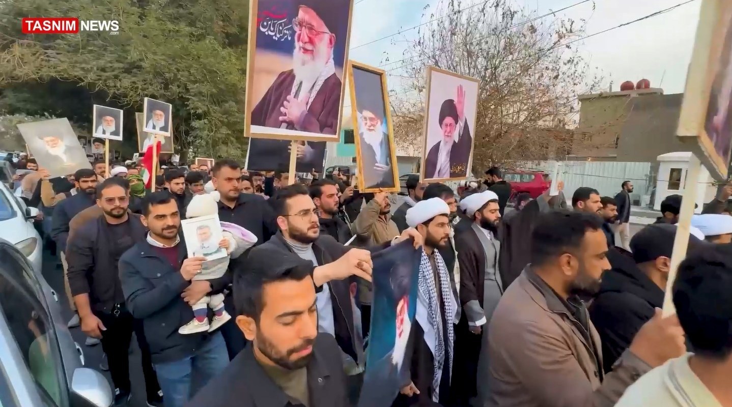 کشور عراق , محور مقاومت , بسیج مردمی عراق |حشد الشعبی , مقاومت عراق , آیتالله سید علی خامنهای , بغداد ,