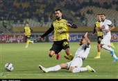 سپاهان یک، خیبر صفر/ بازگشت طلایی‌پوشان به رقابت قهرمانی