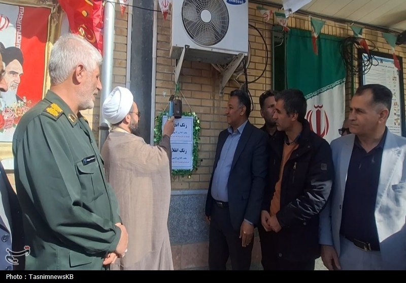 آیین نواختن زنگ انقلاب و رژه خودرویی در کهگیلویه و بویراحمد