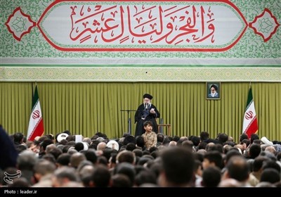 Группа иранцев встречается с  Верховным лидером ИРИ по случаю 47-й годовщины победы Исламской революции