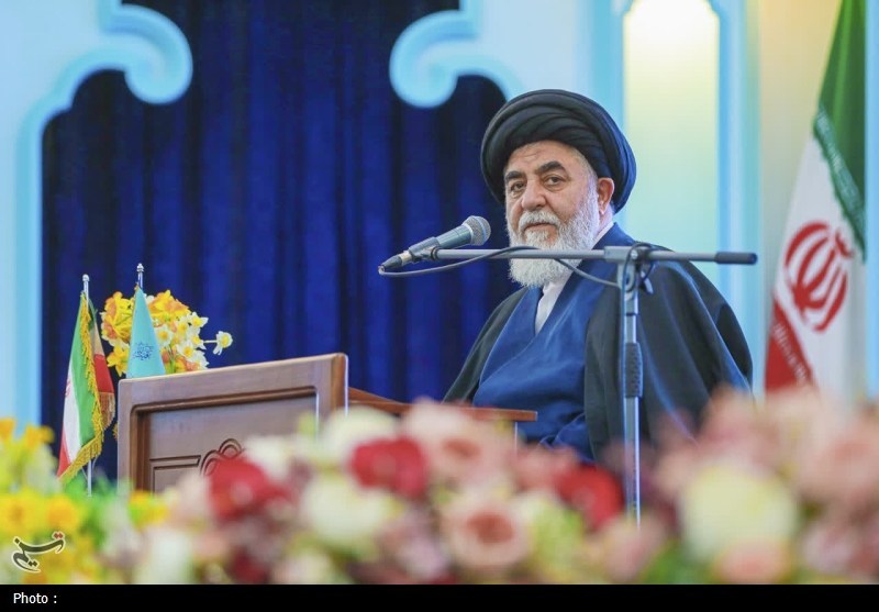 نیمه شعبان فرصتی برای تقویت پیوند اجتماعی و معنوی جامعه با امام عصر عج