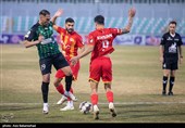 دیدار تیم های فوتبال خیبر خرم آباد و فولاد خوزستان