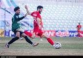دیدار تیم های فوتبال خیبر خرم آباد و فولاد خوزستان