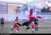 دیدار تیم های فوتبال خیبر خرم آباد و فولاد خوزستان