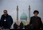 مسجد مقدس جمکران در شب نیمه شعبان
