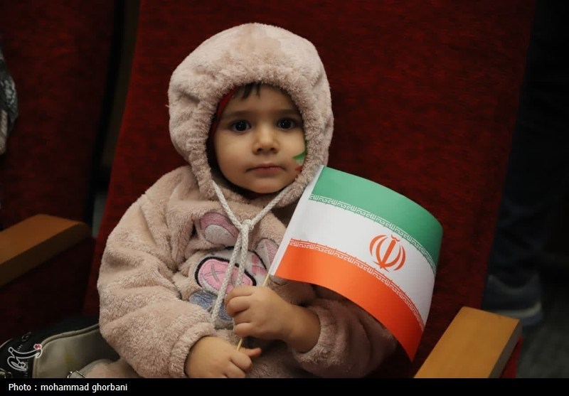 مردم تا پای جان برای ایران هستیم