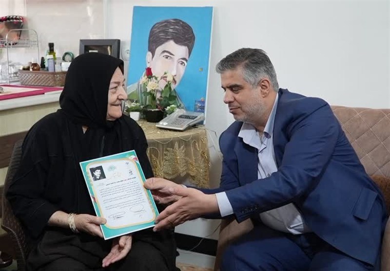 استاندار مرکزی , دهه فجر انقلاب اسلامی , 