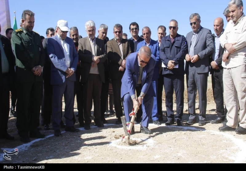 افتتاح و کلنگ‌زنی 102 پروژه‌ عمرانی دهه‌فجر در کهگیلویه