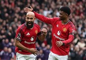برد خانگی منچستریونایتد مقابل تاتنهام 10 نفره