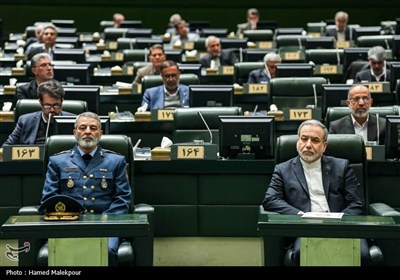 ישיבה סגורה של המג׳לס, בהשתתפות הרמטכ״ל של הכוחות המזוינים ושר החוץ