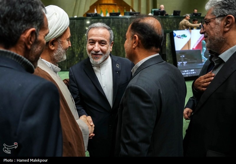 جلسه غیرعلنی مجلس با حضور رئیس ستاد کل نیروهای مسلح و وزیر امور خارجه