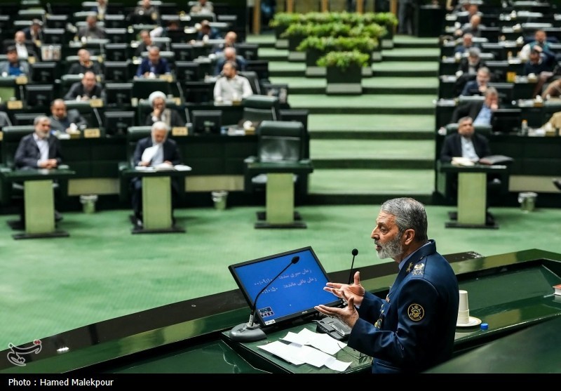 جلسه غیرعلنی مجلس با حضور رئیس ستاد کل نیروهای مسلح و وزیر امور خارجه