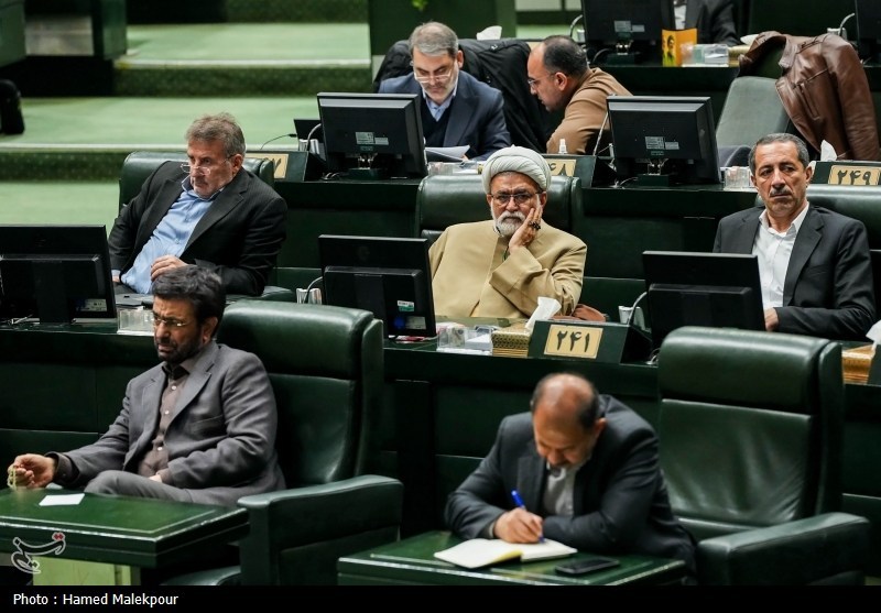 جلسه غیرعلنی مجلس با حضور رئیس ستاد کل نیروهای مسلح و وزیر امور خارجه