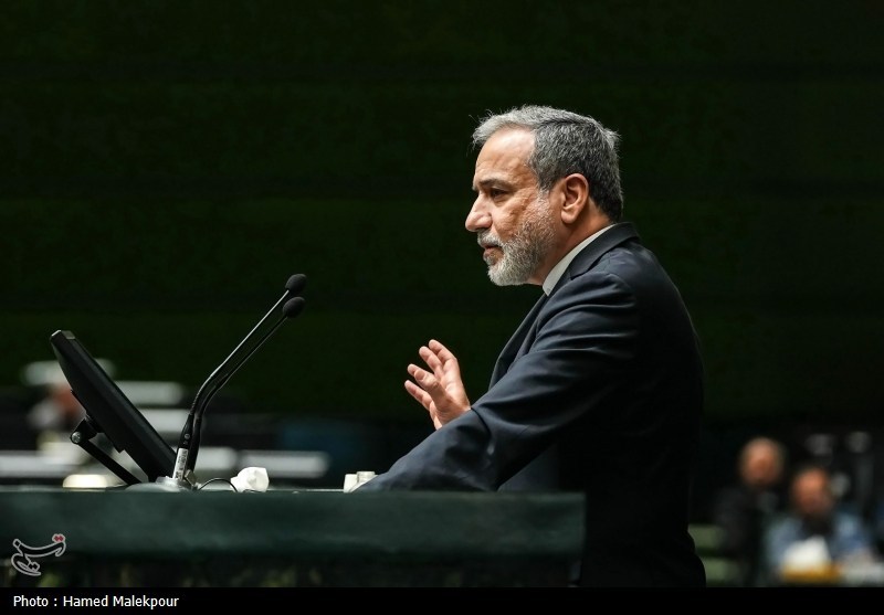 جلسه غیرعلنی مجلس با حضور رئیس ستاد کل نیروهای مسلح و وزیر امور خارجه