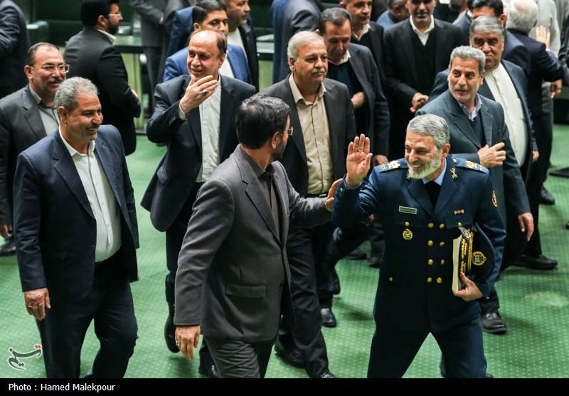 جلسه غیرعلنی مجلس با حضور رئیس ستاد کل نیروهای مسلح و وزیر امور خارجه