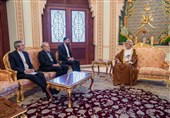 لاریجانی یلتقی سلطان عُمان