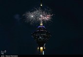 نورافشانی سالگرد پیروزی انقلاب در تهران