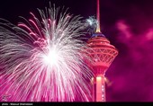 نورافشانی سالگرد پیروزی انقلاب در تهران