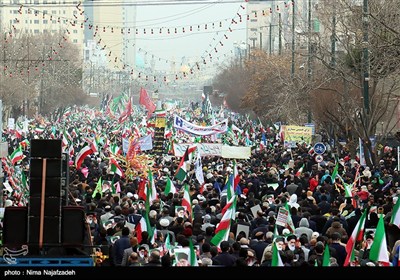 الملايين في مشهد يشاركون بمسيرات 11 فبراير