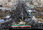 مشاهد جویة تظهر حضور الملایین من سکان طهران فی مسیرات ذکرى انتصار الثورة الإسلامیة
