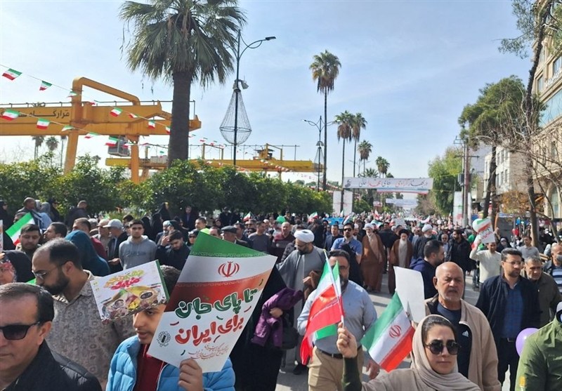 خروش باشکوه مردم شیراز در راهپیمایی 22 بهمن