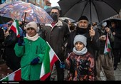 راهپیمایی باشکوه مردم سنندج در 22 بهمن