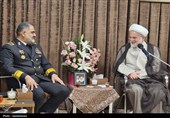 دیدار فرمانده نیروی دریایی ارتش با نماینده ولی‌فقیه در کردستان