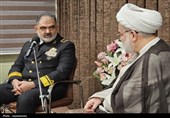 دیدار فرمانده نیروی دریایی ارتش با نماینده ولی‌فقیه در کردستان