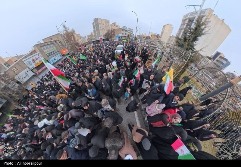 وقتی دهه‌نودی‌ها پشت صحنه‌اند؛ روایت حماسه 22 بهمن اردبیل