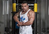 مرگ ناگهانی قهرمان بدنسازی در حین تمرین