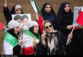 Иранцы отмечают годовщину Исламской революции