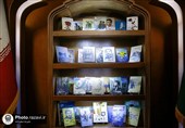 رونمایی از 36 عنوان کتاب برگزیده کنگره ملی شهدای غریب اسارت
