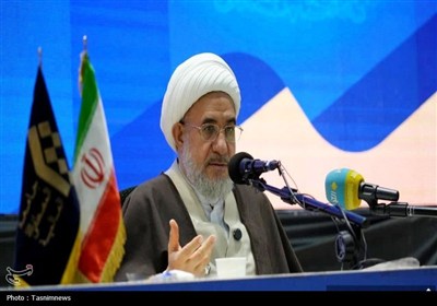 آیت‌الله اراکی: اقامه عدل امتداد رسالت انبیاست