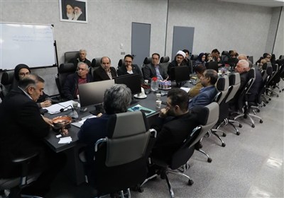 هم‌صدایی جریان‌های سیاسی زیر سقف خانه احزاب استان البرز