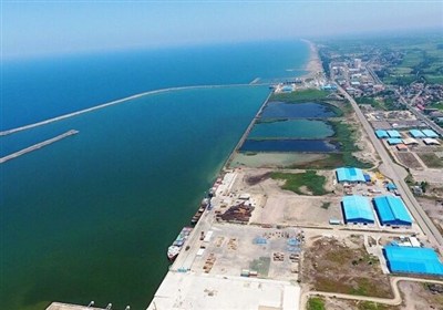 استمرار تأمین کالاهای اساسی و مواد اولیه در منطقه آزاد انزلی