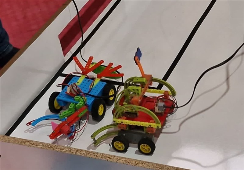 اخبار اسلامشهر , ستاد توسعه فناوری‌های هوش مصنوعی و رباتیک , دانش آموزان , بنیاد ملی نخبگان , مخترع , اختراع , 