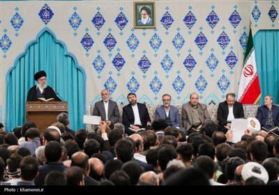 إقامة محفل للأنس بالقرآن الکریم بحضور قائد الثورة الإسلامیة