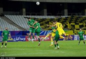 دیدار تیم های فوتبال فجر شهید سپاسی شیراز و شمس آذر قزوین