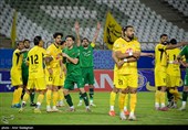 دیدار تیم های فوتبال فجر شهید سپاسی شیراز و شمس آذر قزوین
