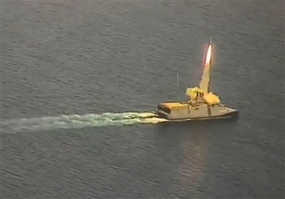 Iran’s IRGC Holds ‘Smart Control’ Drill in Strait of Hormuz