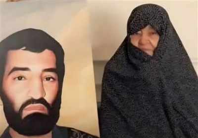 یاد حاج احمد متوسلیان و مادر گرامیشان تا ابد می‌درخشد