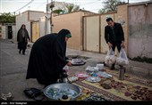 مراسم افطاری ساده در محله قبله شیراز