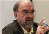 عبدالکریم سروش: به دست و بازوی نیروهای مسلح ایران بوسه می‌زنم