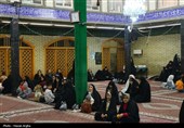 مراسم افطاری ساده در حسینه اعظم زنجان