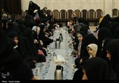 مراسم افطاری ساده در حسینه اعظم زنجان