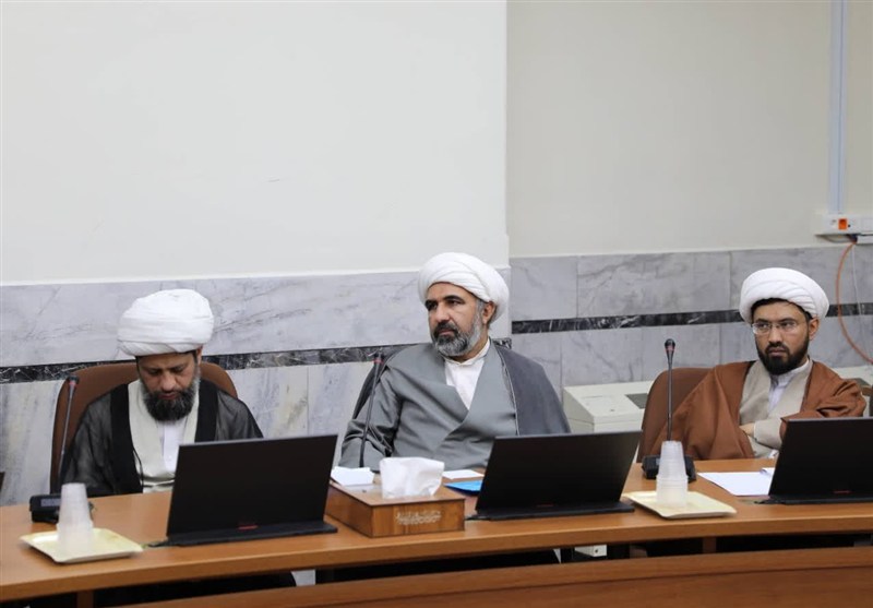 چند رسانه‌ای , فعالان رسانه‌ای جهان اسلام , رسانه , حوزه علمیه , حوزه پیشرو و سرآمد , 