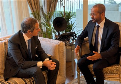 وزير خارجية عُمان يبحث مع غروسي مفاوضات إيران وأمريكا