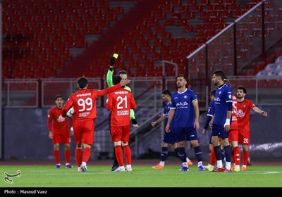 احمدی: لیگ برتر را نیمه تمام اعلام کنند